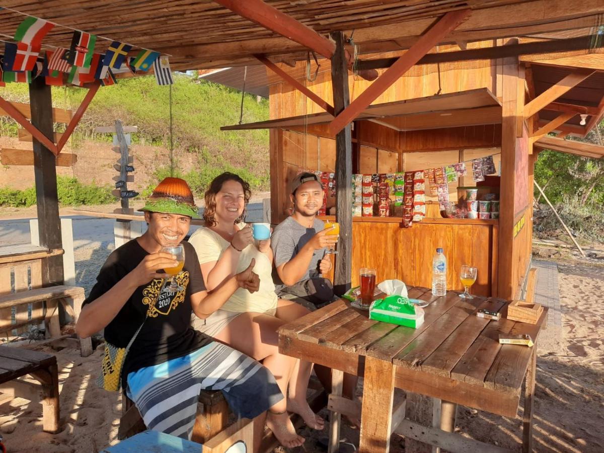 Boneputeh Homestay Taliwang Екстер'єр фото